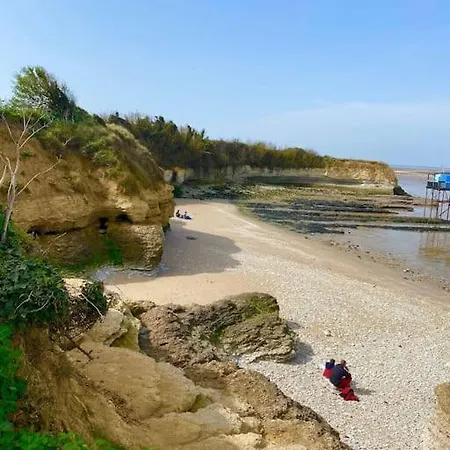 Willa Magnifique Maison Avec Piscine Le Port-des-Barques